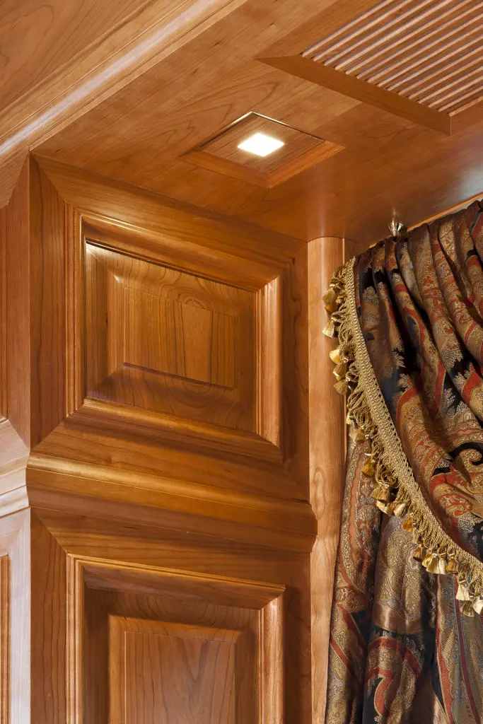Close up of curtain and wood details
